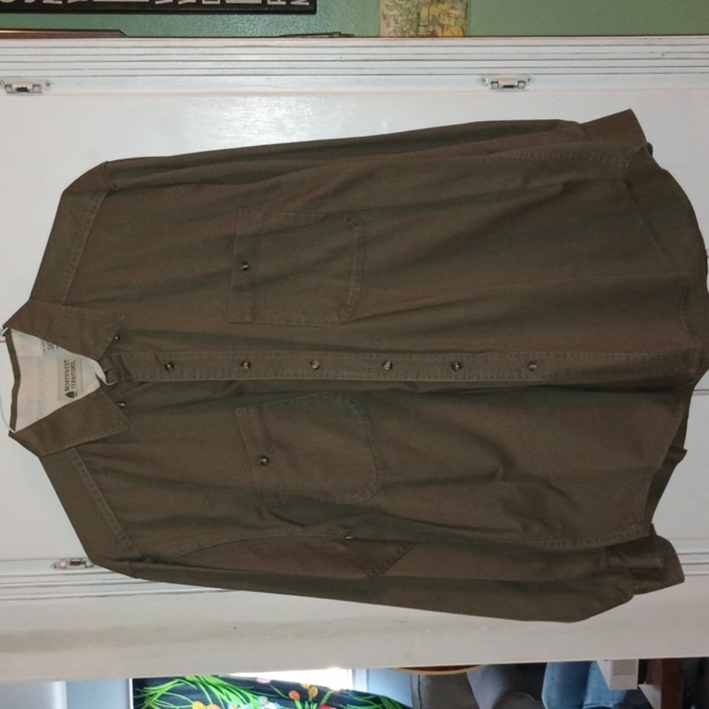 Button down cotton shirt 100% cotton